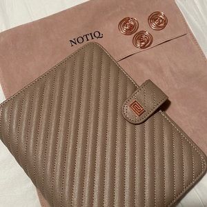 NOTIQ Pebble Matrice Quilted Agenda Cover